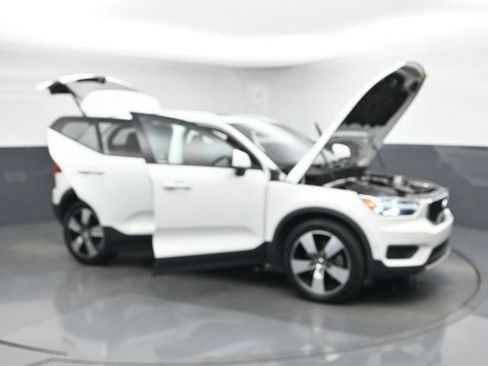 Used 2019 Volvo XC40 T5 Momentum AWD/4WD image 50