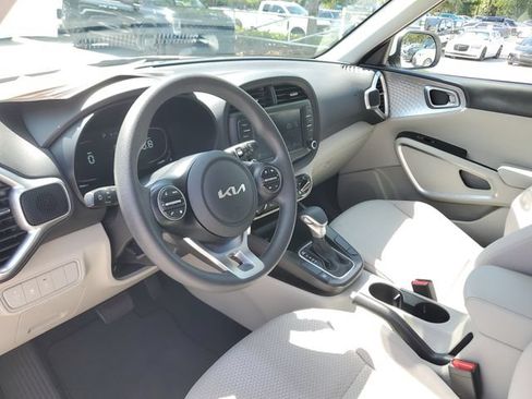 Certified 2024 Kia Soul LX FWD image 19