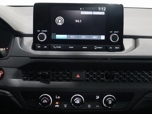 Used 2023 Honda Accord LX image 19