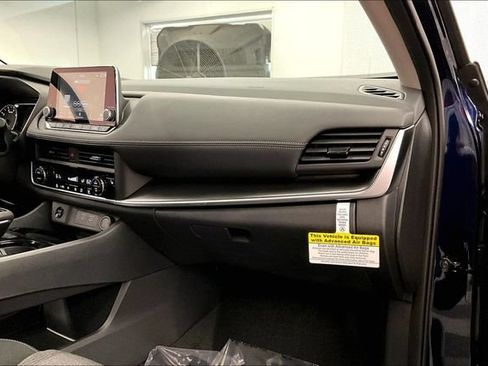 New 2026 Nissan Rogue SV AWD/4WD image 34