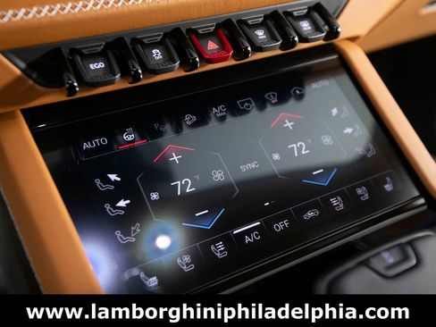 Used 2025 Lamborghini Urus S AWD/4WD image 24