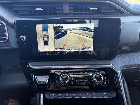 Used 2024 GMC Sierra 1500 Denali image 26