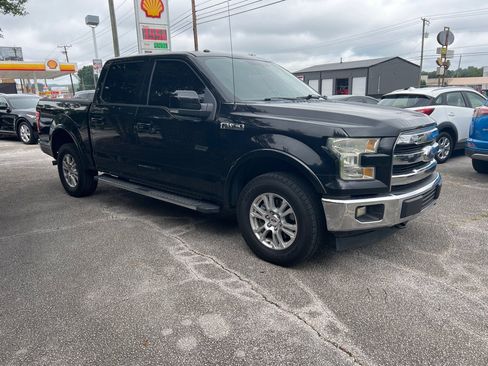 Used 2017 Ford F150 Lariat w/ Trailer Tow Package AWD/4WD image 5