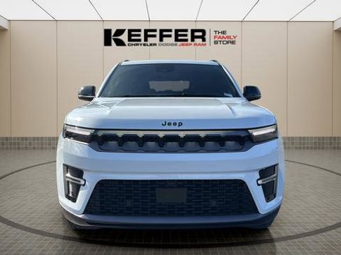 New 2026 Jeep Grand Wagoneer Limited w/ Rear Seat Video Group I image 8