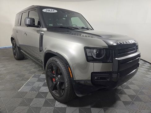 Used 2025 Land Rover Defender 110 X AWD/4WD image 4
