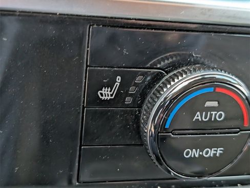 Certified 2024 Nissan Pathfinder SV image 18