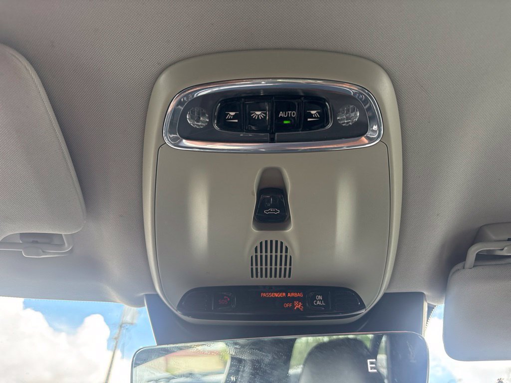 Used 2018 Volvo XC90 T6 Momentum w/ Convenience Package AWD/4WD image 31