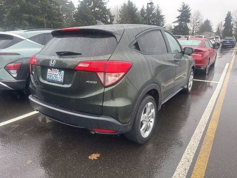 Used 2016 Honda HR-V EX image 3