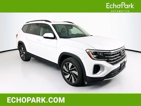 Used 2024 Volkswagen Atlas SE image 1
