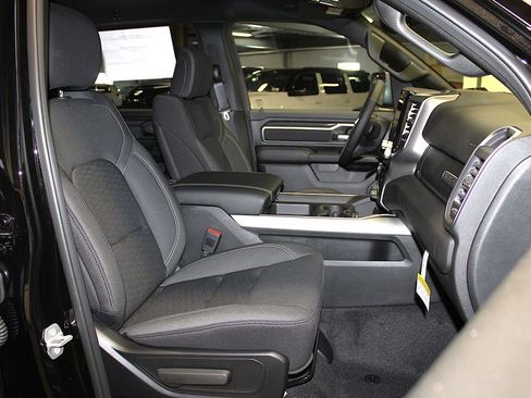 New 2026 RAM 1500 Big Horn AWD/4WD image 32