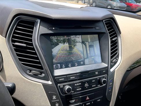Used 2017 Hyundai Santa Fe Sport w/ 2.0T Ultimate Tech Package 05 AWD/4WD image 21