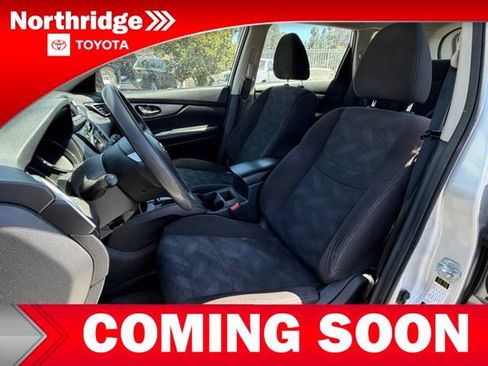Used 2015 Nissan Rogue S FWD image 6