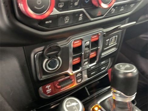 Used 2022 Jeep Wrangler Unlimited Rubicon w/ LED Lighting Group image 19