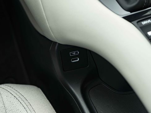 Used 2026 Honda HR-V LX image 29