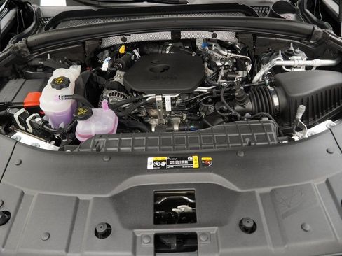 New 2026 Jeep Grand Cherokee Altitude AWD/4WD image 37