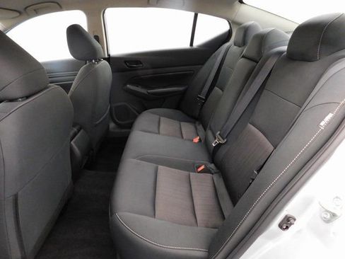 Used 2024 Nissan Altima 2.5 SV image 25