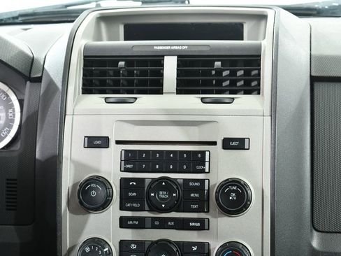 Used 2012 Ford Escape XLT AWD/4WD image 9
