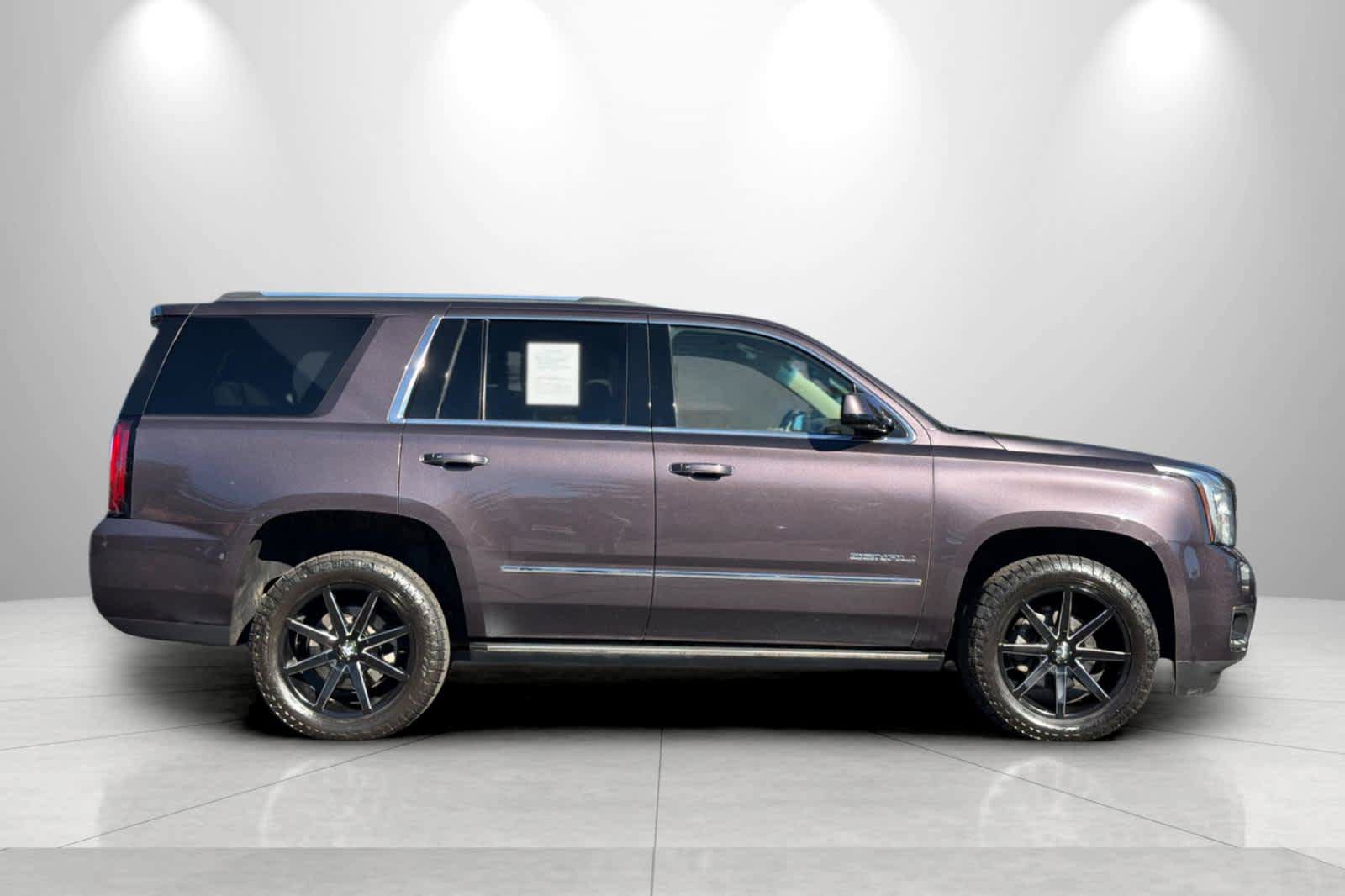 Used 2015 GMC Yukon Denali w/ Premium Package AWD/4WD image 8