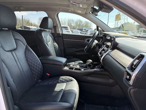 Used 2023 Kia Sorento SX Prestige image 20
