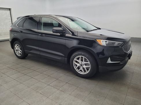 Used 2023 Ford Edge SEL image 11
