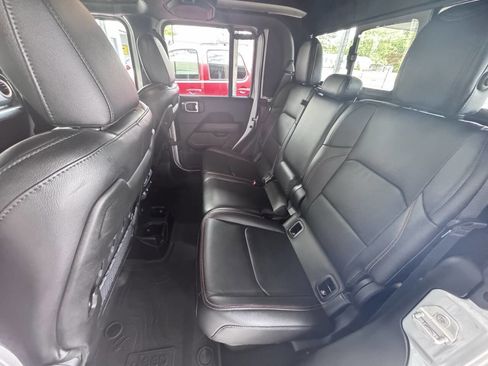 Used 2023 Jeep Gladiator Mojave w/ Trailer Tow Package AWD/4WD image 42