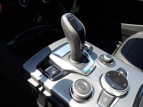 New 2025 Alfa Romeo Stelvio Sprint w/ Convenience Package image 18