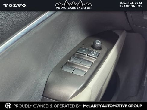 Used 2022 Toyota Camry SE FWD image 15