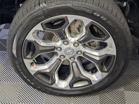 Used 2022 RAM 1500 Limited AWD/4WD image 8