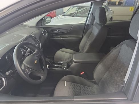 Used 2024 Chevrolet Equinox LT FWD image 4