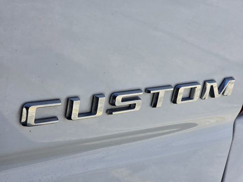 Used 2022 Chevrolet Silverado 1500 Custom image 14