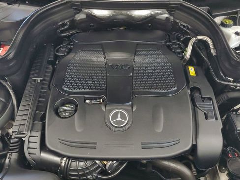 Used 2015 Mercedes-Benz GLK 350 4MATIC image 11