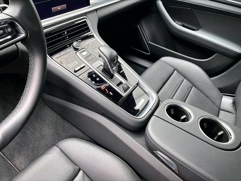 Certified 2023 Porsche Panamera 4 Platinum Edition AWD/4WD image 20