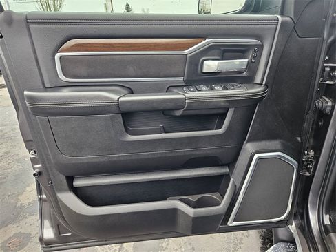 Certified 2022 RAM 2500 Laramie image 10