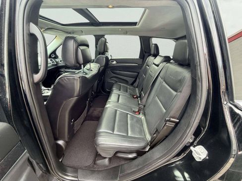Used 2017 Jeep Grand Cherokee Summit w/ Platinum Series Group AWD/4WD image 25