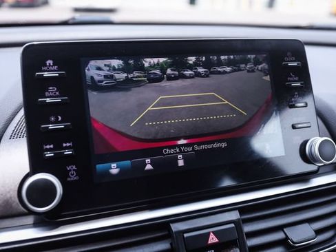 Used 2018 Honda Accord EX-L image 37