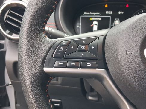 Used 2023 Nissan Kicks SR w/ SR Premium Package FWD image 12