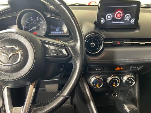 Used 2019 MAZDA CX-3 Touring w/ Preferred Equipment Package FWD image 17
