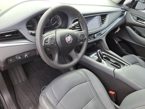 Used 2020 Buick Enclave Essence w/ Sport Touring Edition image 10