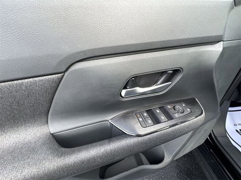 New 2026 Nissan Kicks SV w/ SV Premium Package image 13