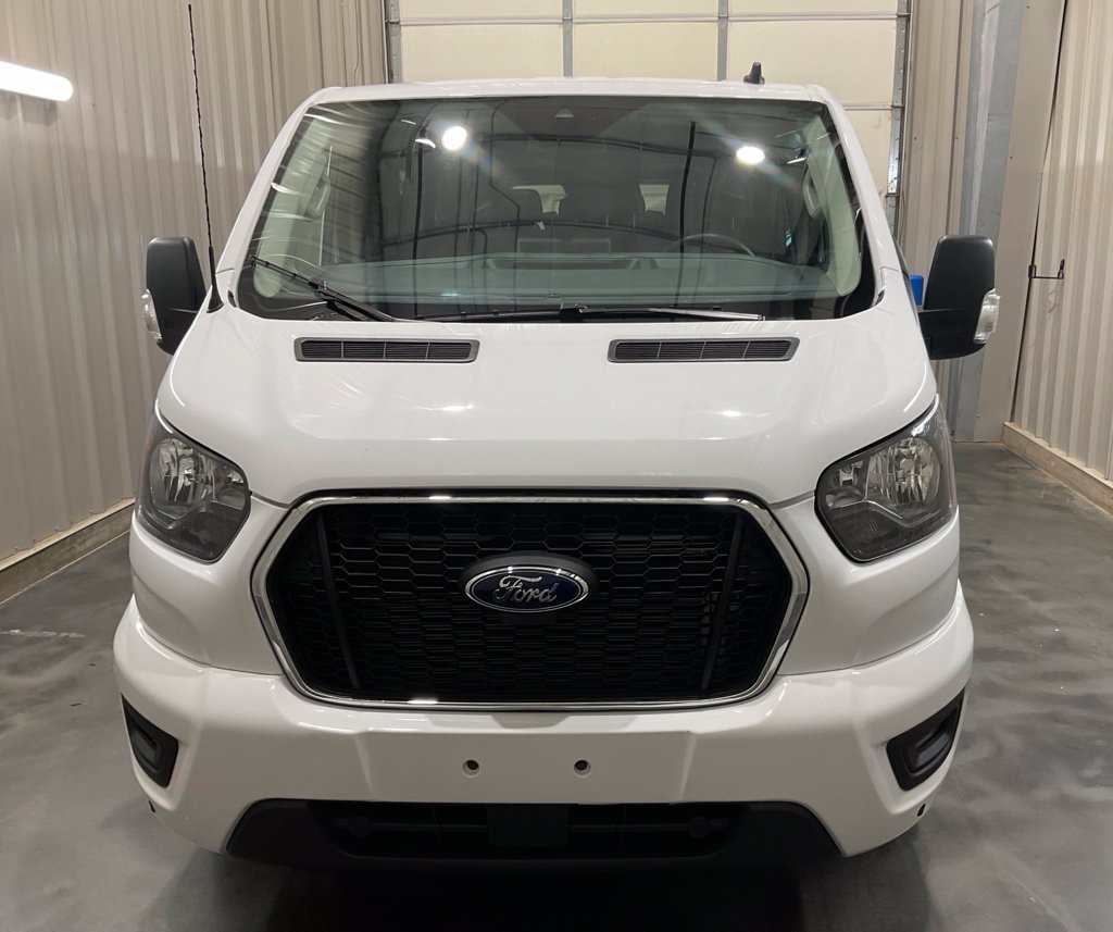 Used 2025 Ford Transit 350 XLT RWD image 5