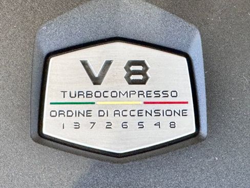 Used 2021 Lamborghini Urus image 21