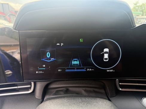 Used 2023 Hyundai Elantra SEL w/ Convenience Package image 20