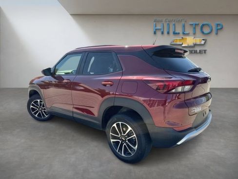 Used 2025 Chevrolet TrailBlazer LT AWD/4WD image 10