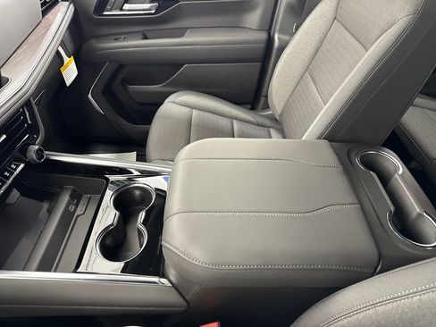 New 2026 Chevrolet Tahoe LS image 33