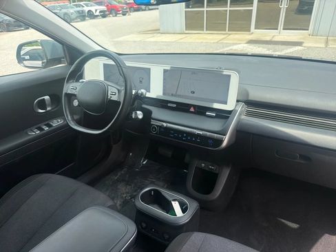 Used 2024 Hyundai Ioniq 5 SEL RWD image 19