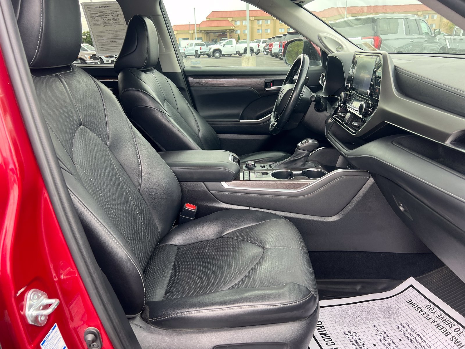 Used 2021 Toyota Highlander Limited AWD/4WD image 15