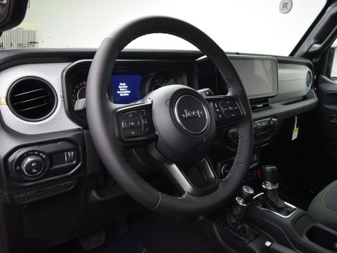 New 2026 Jeep Gladiator Willys image 36