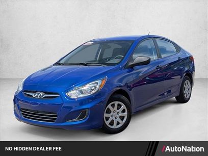 Used 2012 Hyundai Accent GLS w/ Comfort Pkg 2