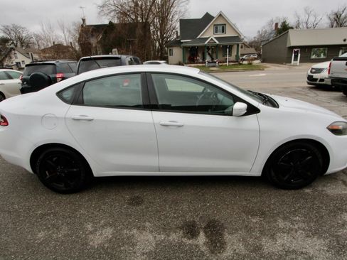 Used 2015 Dodge Dart SXT w/ Cold Weather Group image 7