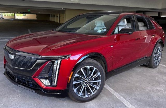 Certified 2024 Cadillac Lyriq Sport w/ LPO, Floor Liner Package AWD/4WD image 1